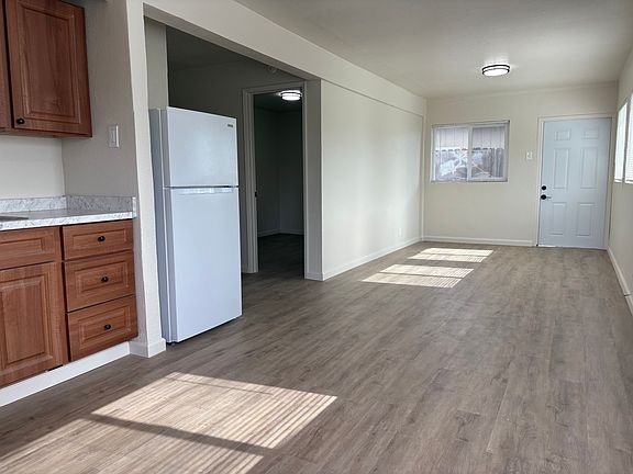 5th image of 2225 W Capitol Ave Space 31