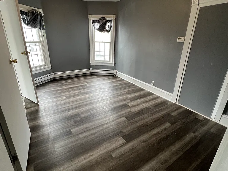 1103 W State St #2 — Photo 5