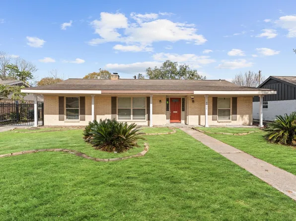 6026 McKnight St, Houston, TX 77035