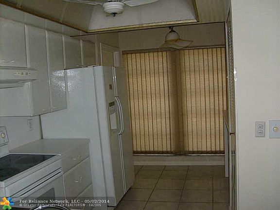 3rd image of 1942 SW 15th Ct