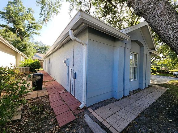 5th image of 8710 Triple Oaks Rd