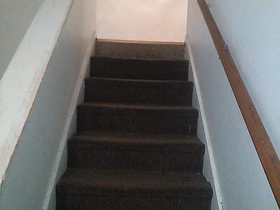 4th image of 1811 Old Roman St #B