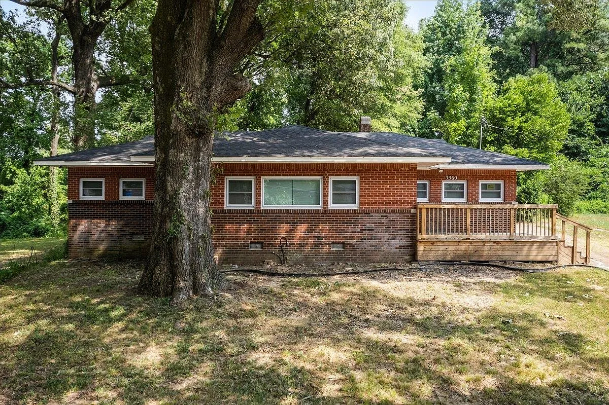 Building Photo - 3360 Berea Rd