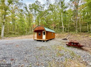 72 Spruce Shadows Ln, Riverton, WV 26814