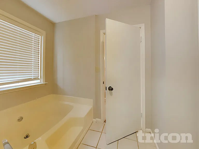 92 Fox Dr — Photo 12