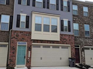 8905 Foxway Ridge Ln, Manassas, VA 20110