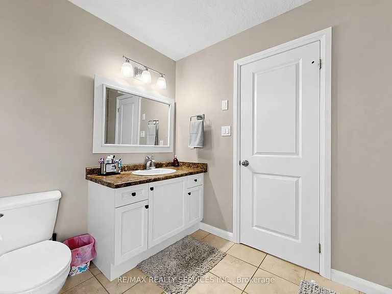 291 Hardcastle Dr — Photo 22