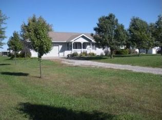 3824 SE 61st St, Berryton, KS 66409