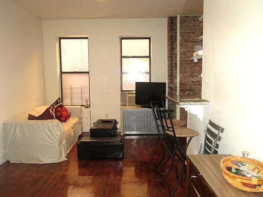 Rented by Prince Real Estate Associates LLC | media 22