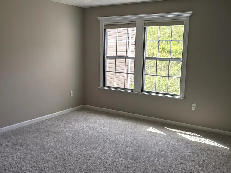 315 Trinity Way — Photo 12