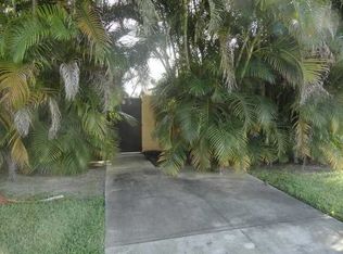 1925 N 24th Ave, Hollywood, FL 33020