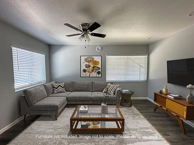 515 Camanche Lane - Summer Gardens Apartments — Photo 15