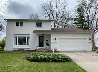 101 Centennial Ave NW, Grand Rapids, MI 49504