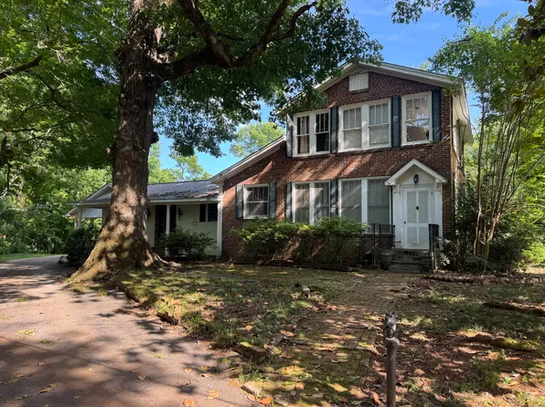 214 S Liberty St, Pontotoc, MS 38863