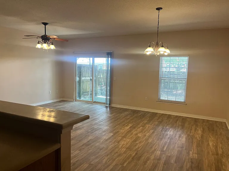 1411 Beaver Run Rd — Photo 3