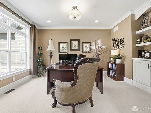 5th image of 120 Victoria Pl
