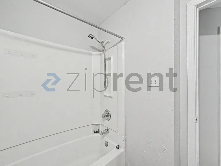 1912 Porter St — Photo 24