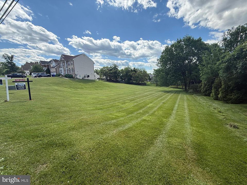 1st image of 4996 Ilchester Rd