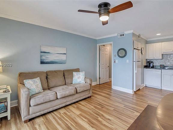 4th image of 4 N Forest Beach Drive #130