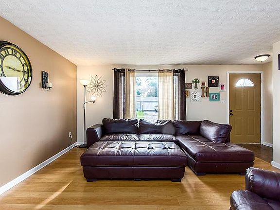 2nd image of 2425 Red Rock Blvd
