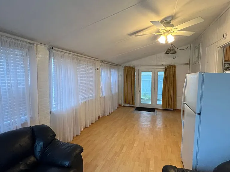 2518 Linwood Rd — Photo 19