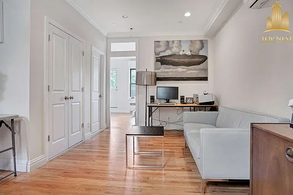 Sold by Top Nest Inc. | media 23