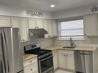 (Undisclosed Address), Staten Island, NY 10306