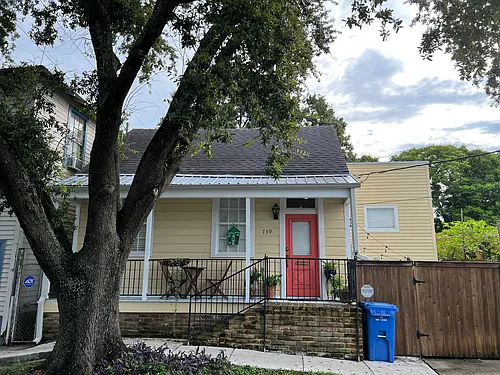 739 8th St Photo 1
