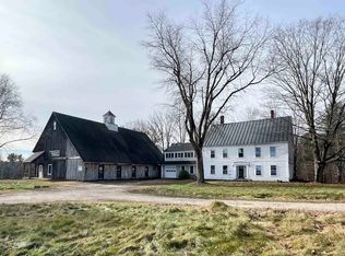 5 Schoolhouse Rd, Newport, NH 03773