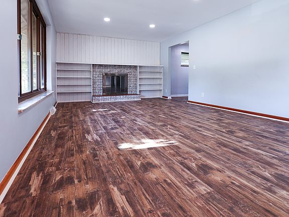 5th image of 450 McAlpin Ave