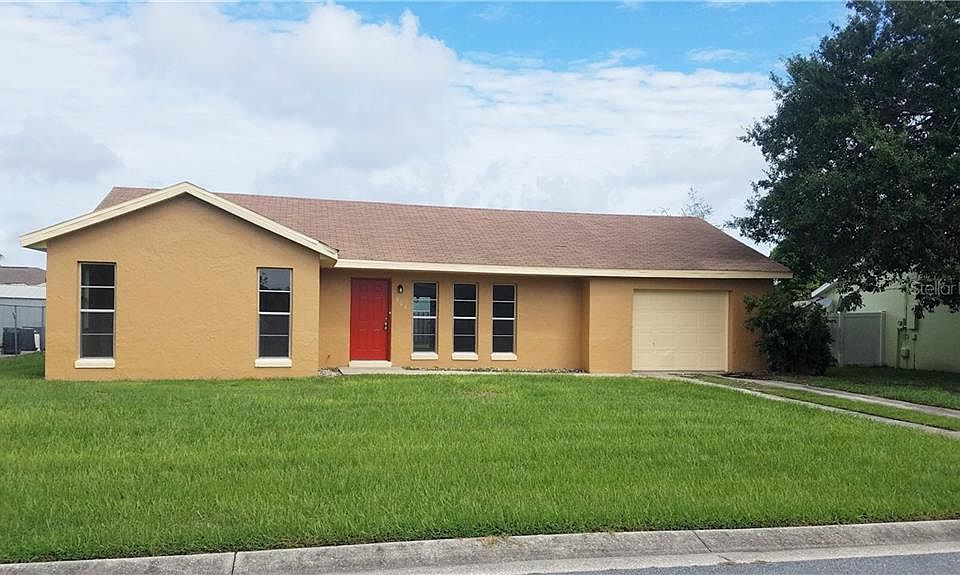 1st image of 504 Floral Dr