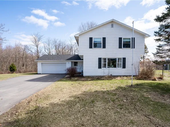 70 Birchwood Dr, Gouverneur, NY 13642