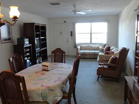 4th image of 2850 59th St S APT 410