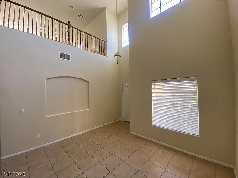 5980 Fidenza Ave — Photo 5