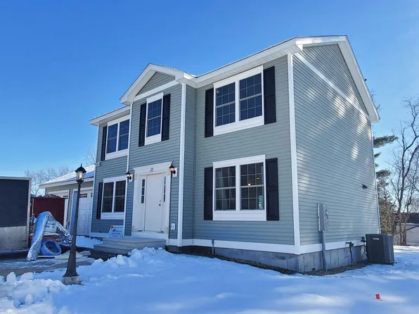 11 Lindy Street, Pembroke, NH 03275
