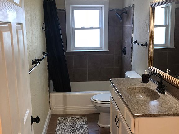 Big main bathroom 2018