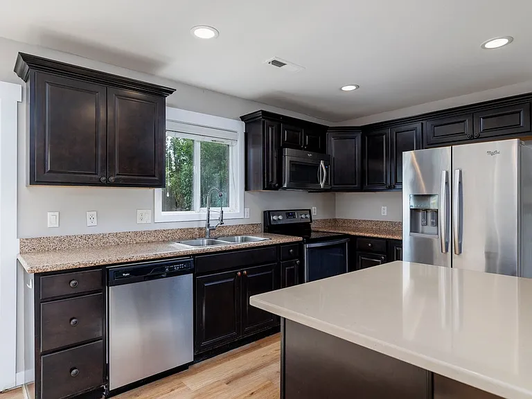 220 NW 137th Ave — Photo 11