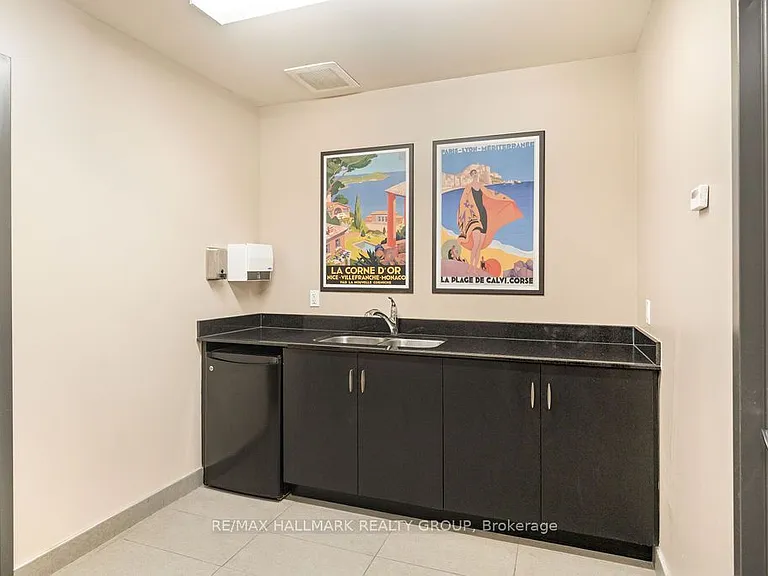 235 Kent St #514 — Photo 33