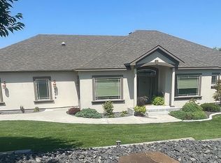 1110 Gage Blvd, Richland, WA 99352