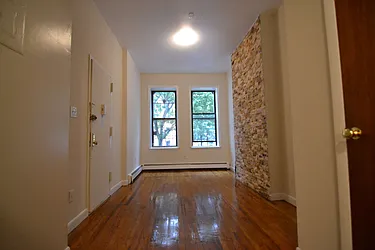 Rented by Cover Realty NYC