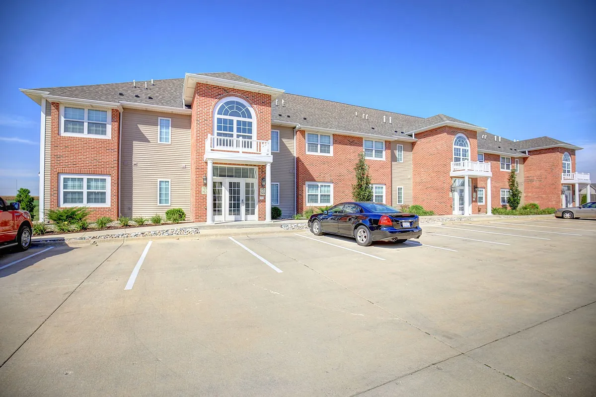 Building Photo - 706 Inverness Rd