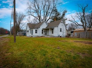 107 E North St, Niantic, IL 62551