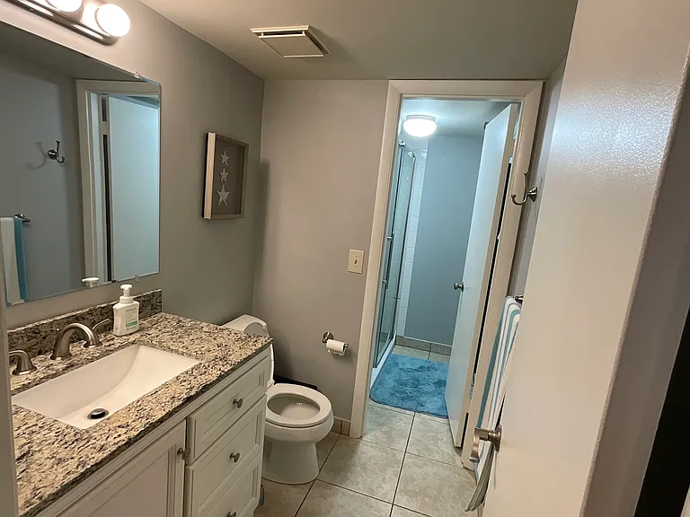 619 Midway Dr #B — Photo 10