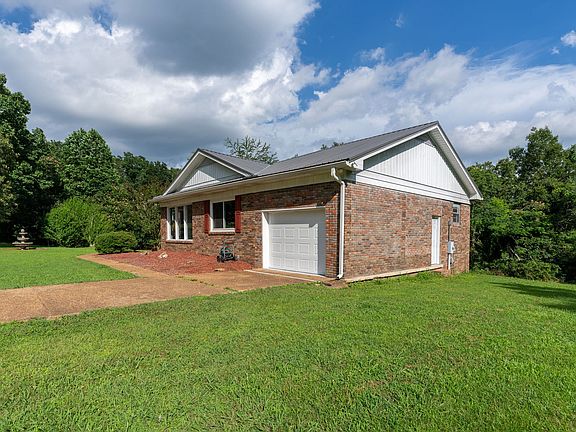 3rd image of 159 Mindy Dr