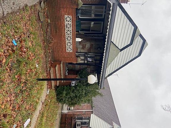 2nd image of 11711 227th St