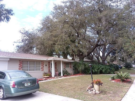 5th image of 1030 N Magnolia Cir