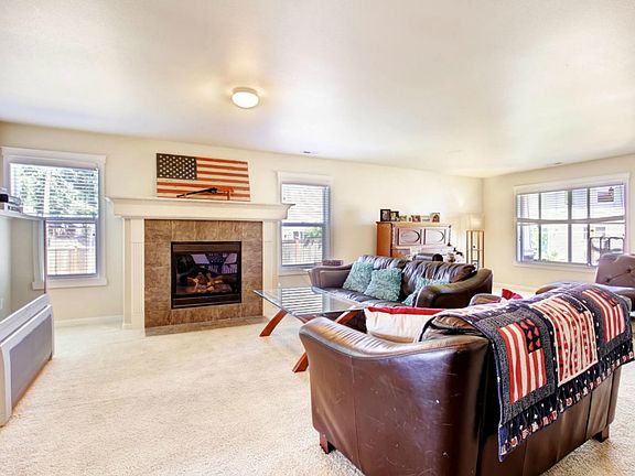 4th image of 20318 49th Ave E