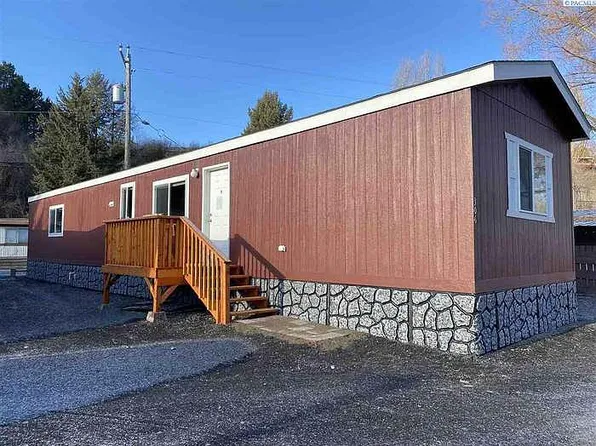 1155 SE Professional Mall Blvd Trailer 306, Pullman, WA 99163