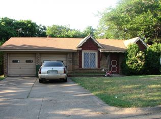 2705 Gene Ln, Arlington, TX 76010