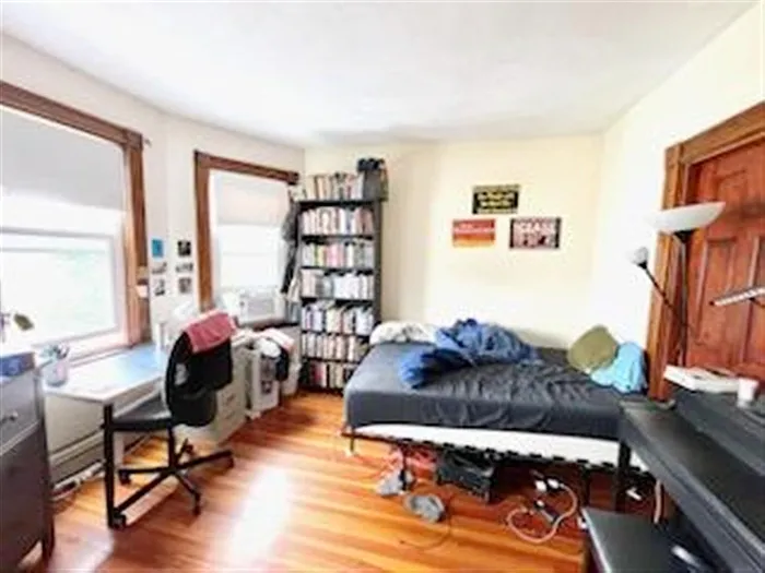 45 Locke St #1 — Photo 6